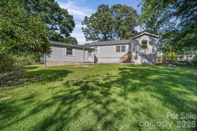1011 Holland Avenue, Gastonia, NC 28052