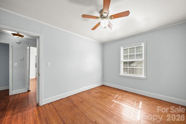 1011 Holland Avenue, Gastonia, NC 28052