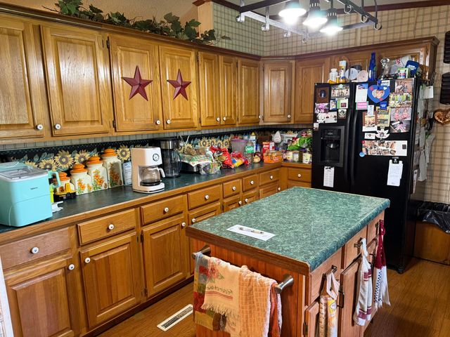 61850 E 288 Road, Grove, OK 74344