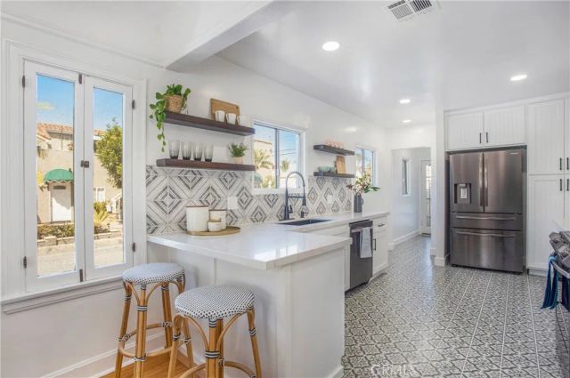 134 Prospect, Long Beach, CA 90803