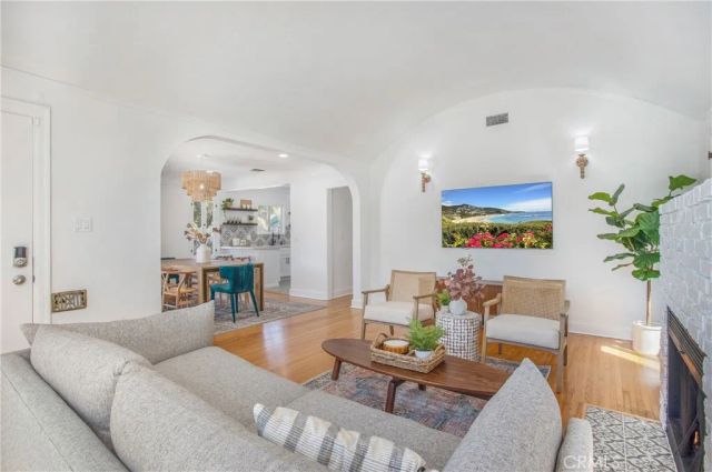 134 Prospect, Long Beach, CA 90803