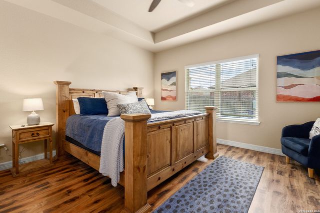 617 COMMUNITY DR, New Braunfels, TX 78132