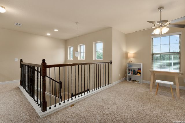 617 COMMUNITY DR, New Braunfels, TX 78132