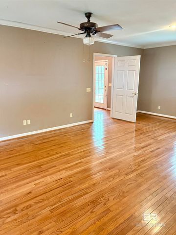 1018 Ted Bates Road, Evergreen, AL 36401