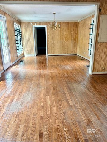 1018 Ted Bates Road, Evergreen, AL 36401