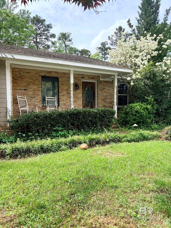 1018 Ted Bates Road, Evergreen, AL 36401