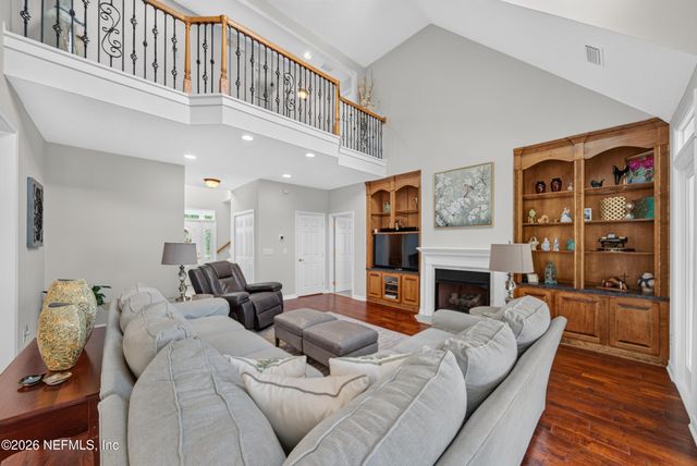 1045 CEDAR BAY Road, Jacksonville, FL 32218