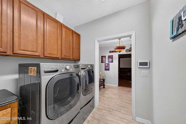 1045 CEDAR BAY Road, Jacksonville, FL 32218