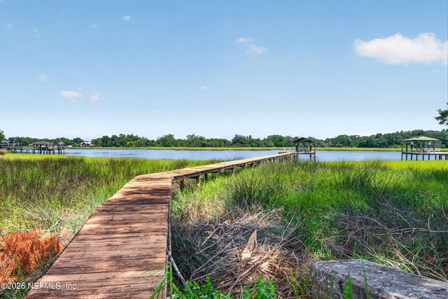 1045 CEDAR BAY Road, Jacksonville, FL 32218