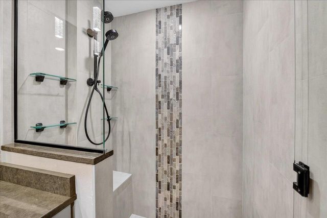 102 Kensington Lane, Waunakee, WI 53597