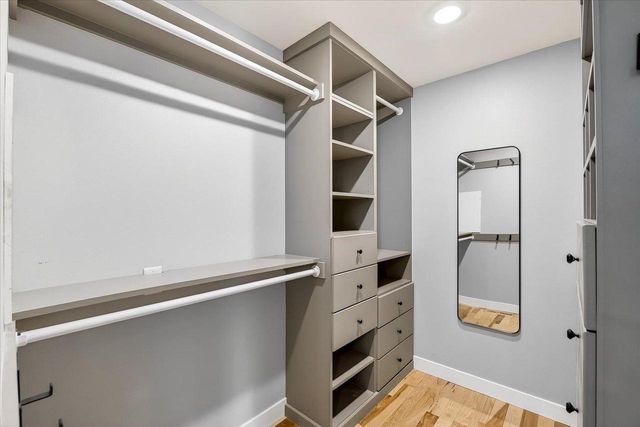 102 Kensington Lane, Waunakee, WI 53597