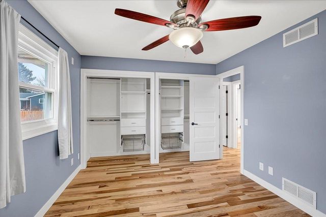 102 Kensington Lane, Waunakee, WI 53597