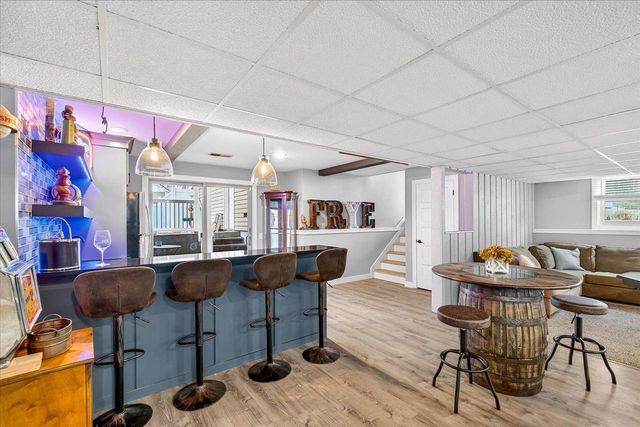 102 Kensington Lane, Waunakee, WI 53597