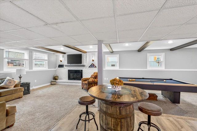 102 Kensington Lane, Waunakee, WI 53597