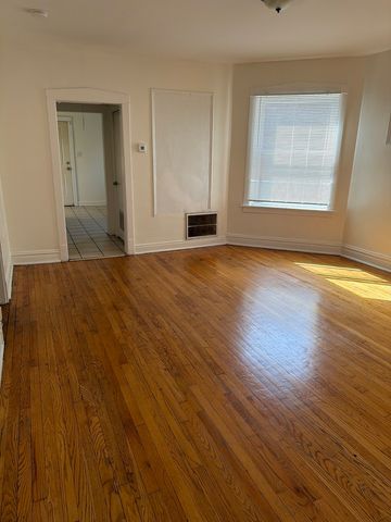 7741 S Yates Boulevard 3, Chicago, IL 60649