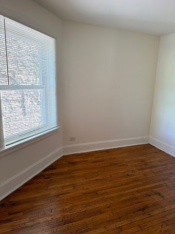 7741 S Yates Boulevard 3, Chicago, IL 60649
