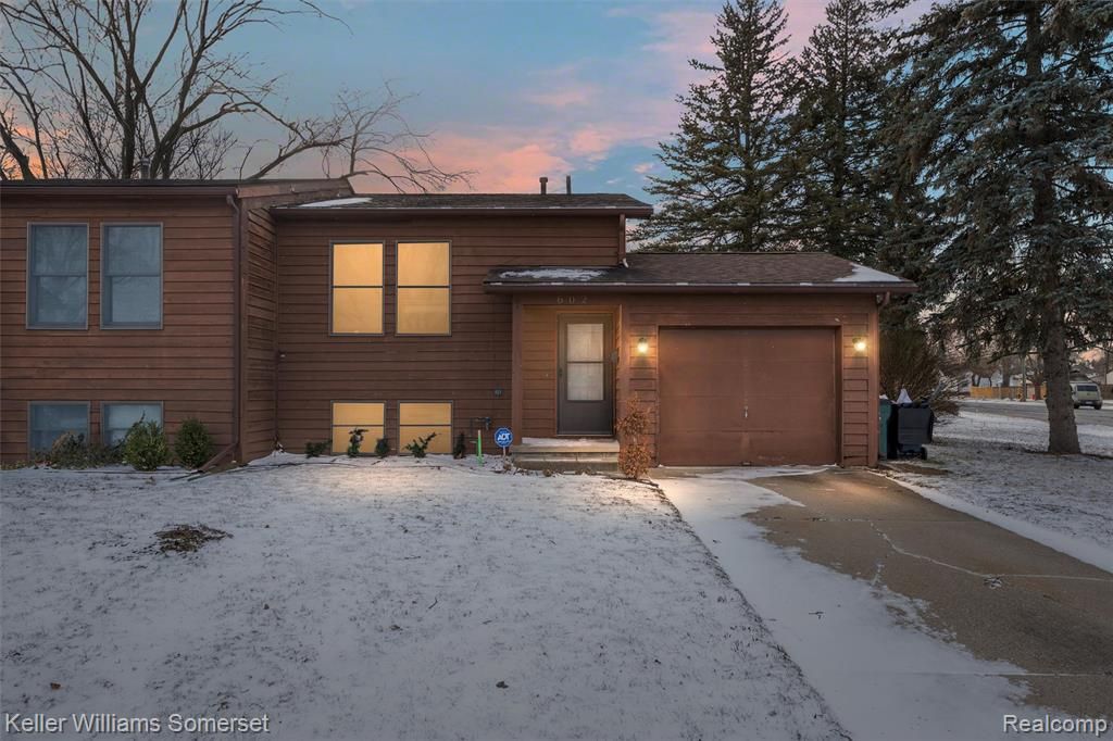 602 Millard Avenue, Royal Oak, MI 48073