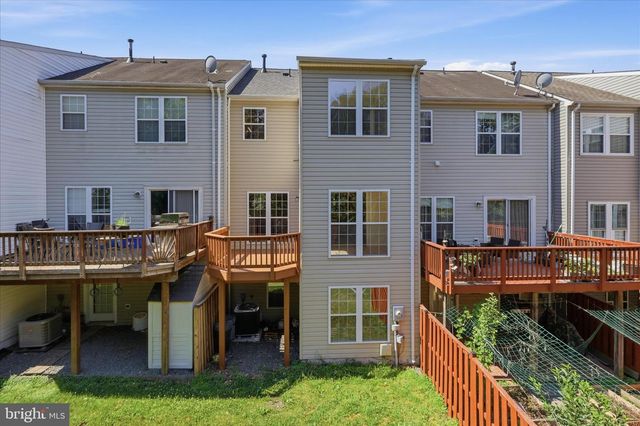 45618 GRAND CENTRAL SQ, Sterling, VA 20166