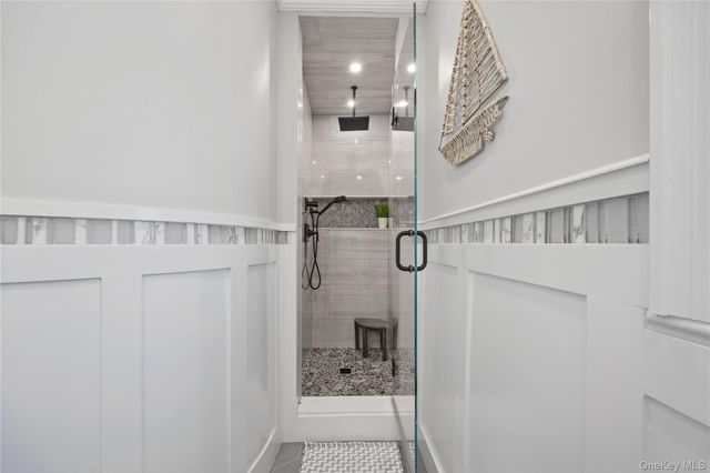 2053 Van Hoesen Avenue, Bronx, NY 10461