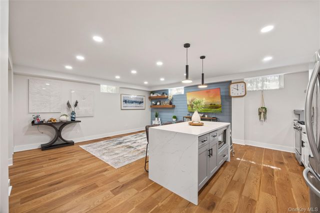 2053 Van Hoesen Avenue, Bronx, NY 10461
