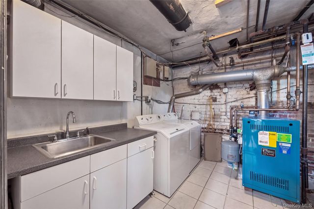 2053 Van Hoesen Avenue, Bronx, NY 10461