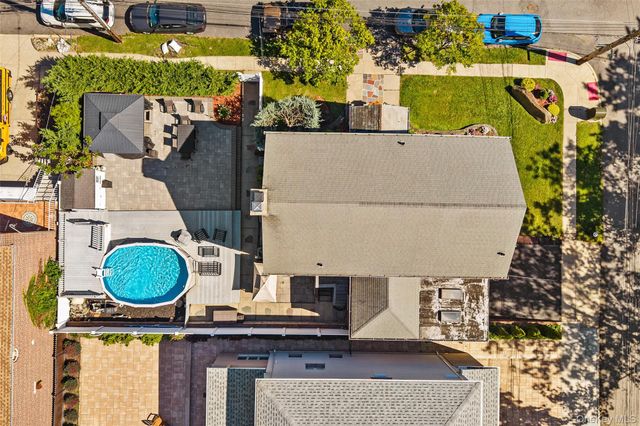 2053 Van Hoesen Avenue, Bronx, NY 10461