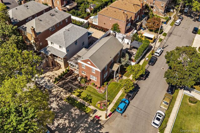 2053 Van Hoesen Avenue, Bronx, NY 10461