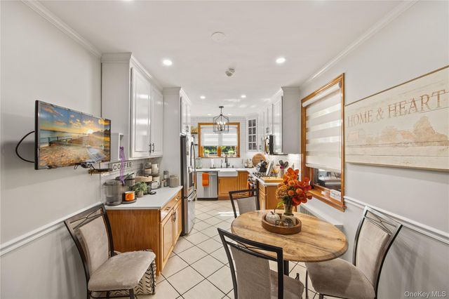 2053 Van Hoesen Avenue, Bronx, NY 10461