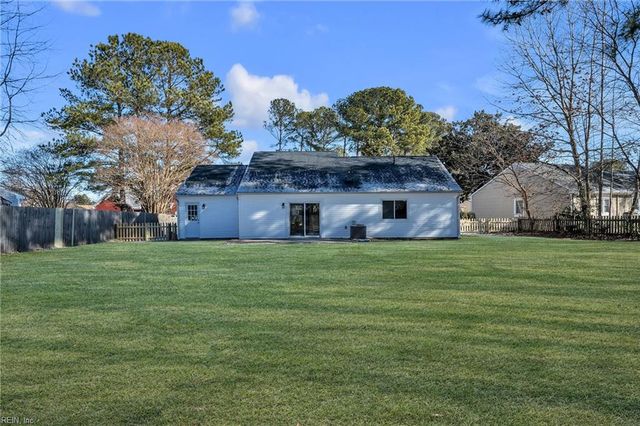 3340 Woodbaugh DR, Chesapeake, VA 23321