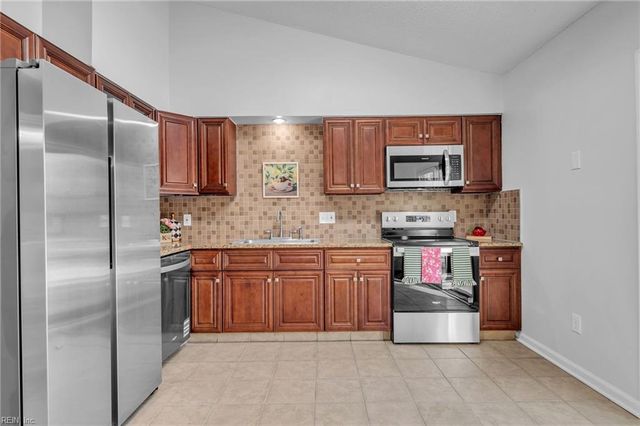 3340 Woodbaugh DR, Chesapeake, VA 23321