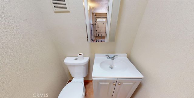 1014 W Andrews, Fresno, CA 93705