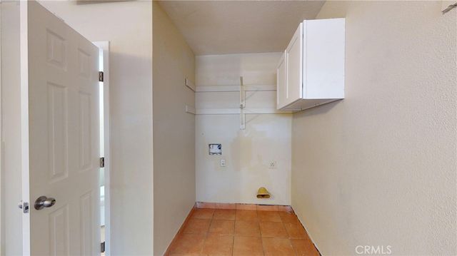 1014 W Andrews, Fresno, CA 93705