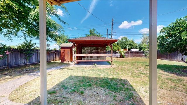 1014 W Andrews, Fresno, CA 93705