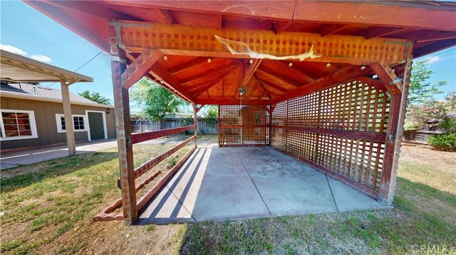 1014 W Andrews, Fresno, CA 93705