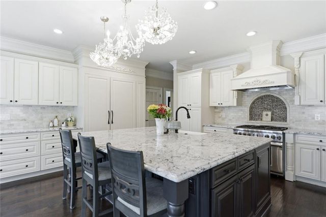 8360 Kenningston Way, Duluth, GA 30097