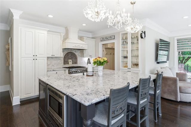 8360 Kenningston Way, Duluth, GA 30097