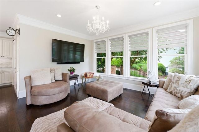 8360 Kenningston Way, Duluth, GA 30097