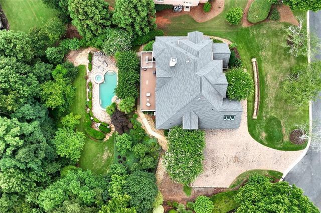 8360 Kenningston Way, Duluth, GA 30097