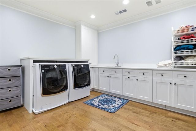8360 Kenningston Way, Duluth, GA 30097