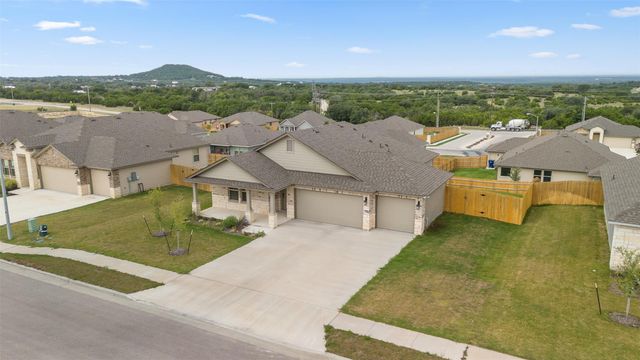 121 Ayla Marie DR, Copperas Cove, TX 76522
