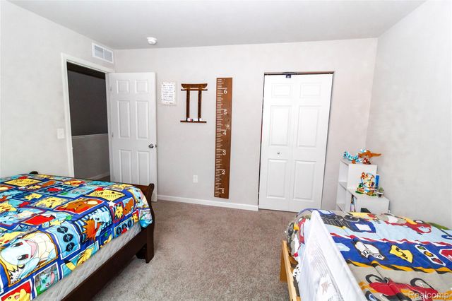 2884 Berkshire Street, Lapeer, MI 48446