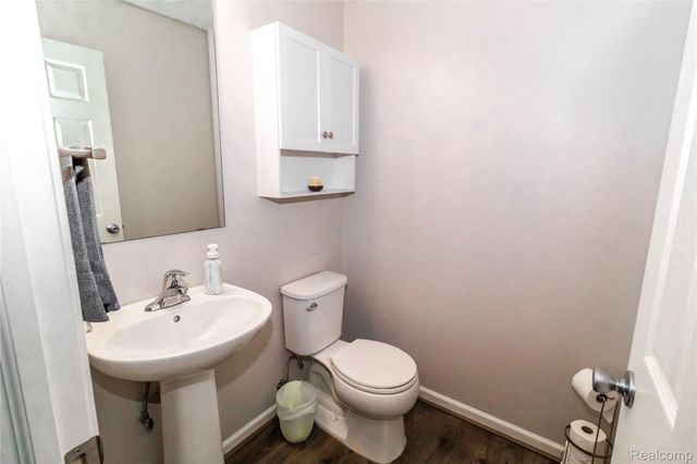 2884 Berkshire Street, Lapeer, MI 48446