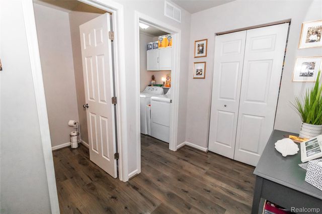 2884 Berkshire Street, Lapeer, MI 48446