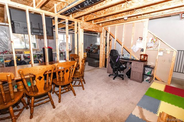 2884 Berkshire Street, Lapeer, MI 48446