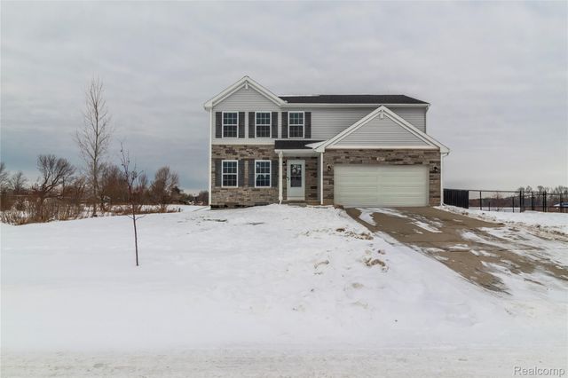 2884 Berkshire Street, Lapeer, MI 48446