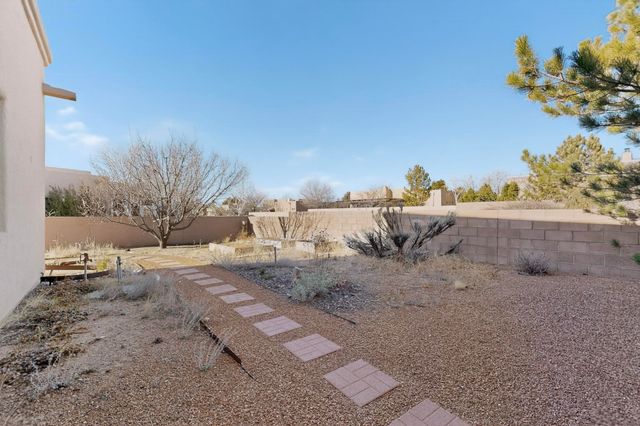 3 Hunters Pass, Santa Fe, NM 87508