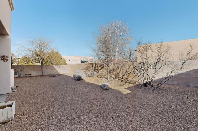 3 Hunters Pass, Santa Fe, NM 87508