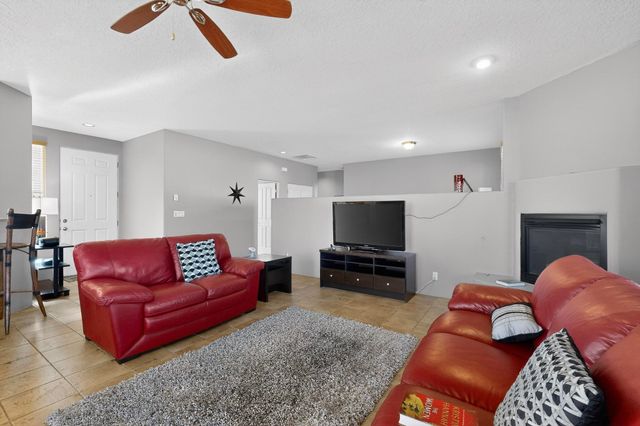 3 Hunters Pass, Santa Fe, NM 87508