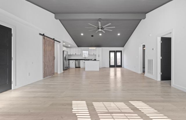 1517 Ridgeview Run, Lynchburg, TN 37352