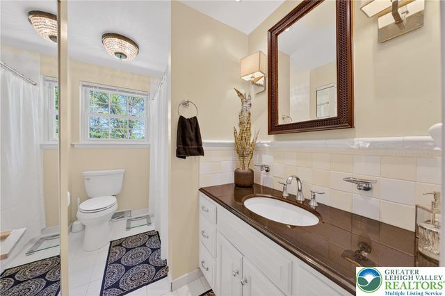 556 Grapevine Drive, Hatfield Twp, PA 19440